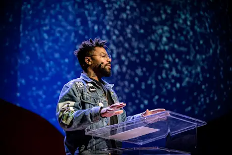Phillip Agnew at closing ceremony of Summit LA17 